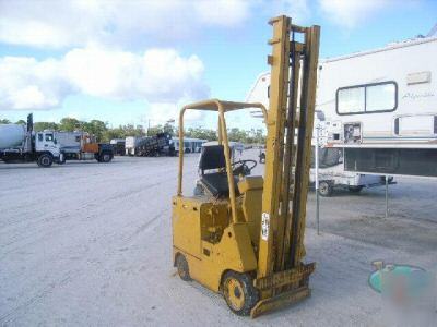 1987 tokyo electric forklift yellow 