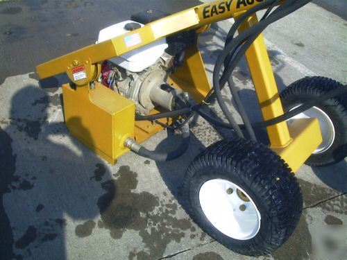 Self propelled post hole auger digger honda 9HP