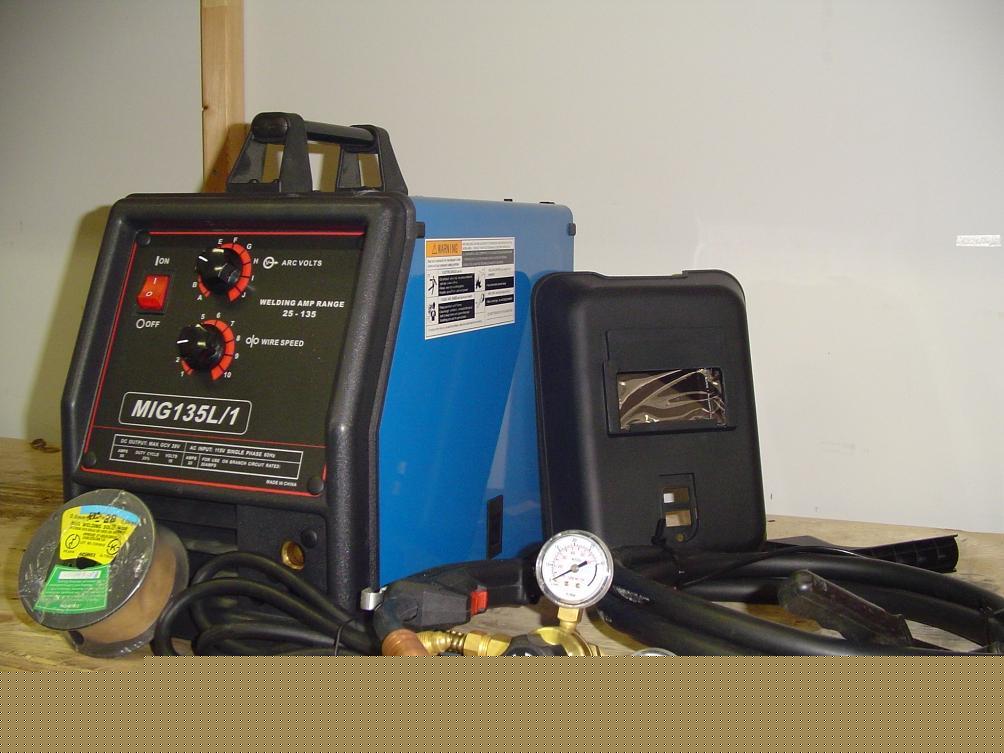 New 115V 135AMP flux/mig welder, tweco style brand 