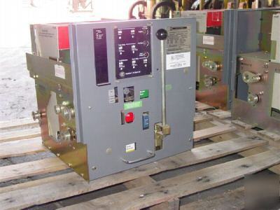 Ds-420 circuit breaker, manual mech, drawout 