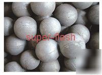 Grinding balls and bars for ball mills 