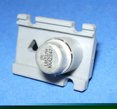 LM237H motorola vintage linear ic 1978 collectible
