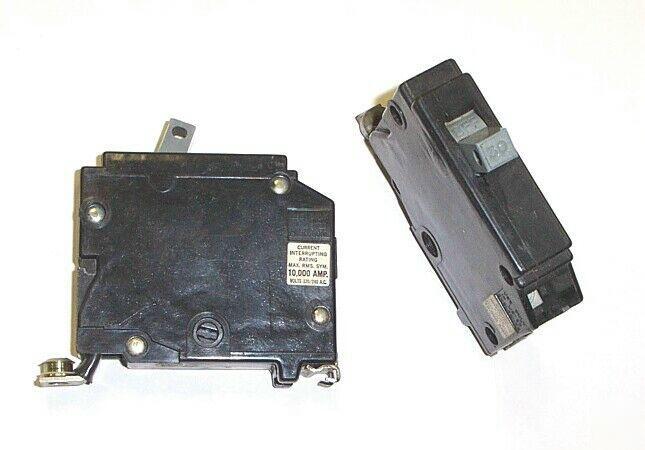 New cutler hammer chb circuit breaker 1P 50A CHB150 