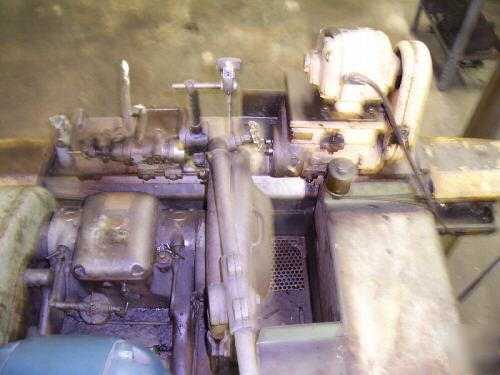 Norton 6â€ x 30â€ plain cylindrical grinder type c 