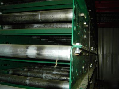 Rapistan belt over roller intermediate bed