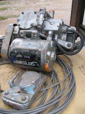 Skyclimber electric hoist 3/4 h.p. model 4 w/type 3