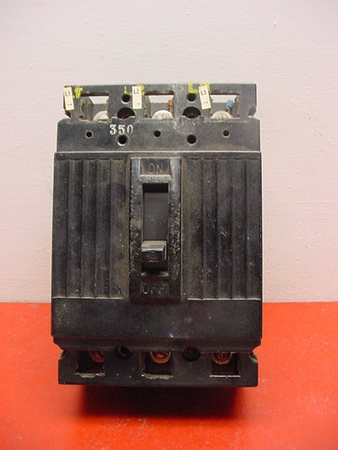 Ge TEF134015 3 pole 15 amp 480 volt ac circuit breaker