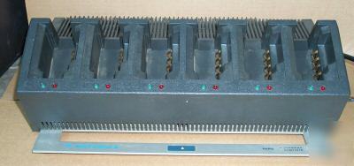 6 slot motorola NLN8988 2 way radio charger base