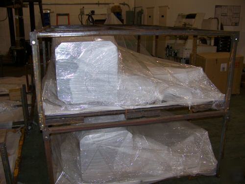 New ( ) pallet stretch wrapper (low profile semi auto) 
