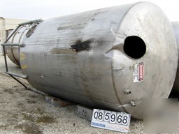 Used: tank, 5,000 gallon, 304 stainless steel, vertical