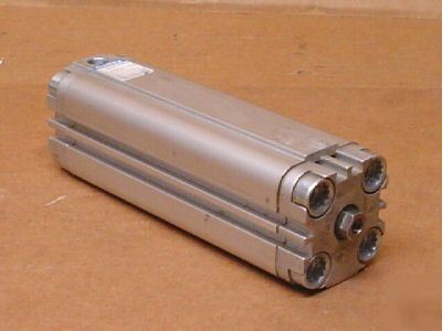Festo advu-32-120-pa compact cylinder - used