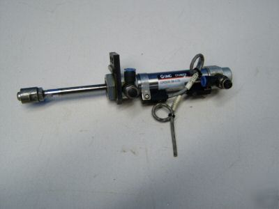 Smc pneumatic cylinder m/n: CDM2B20-50-C73L - used
