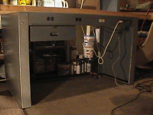 Edsal steel work bench