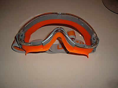 New uvex safety goggles suitable for hilti-brand 