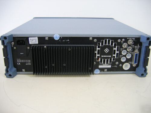 Rohde & schwarz r&s SMY02 signal generator, 2.08 ghz