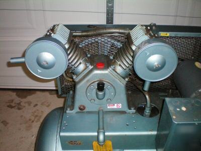 Curtis industrial 2 stage air compressor 60 gal tank