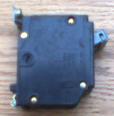 Cutler hammer 70 amp 2 p CHB270 chb circuit breaker