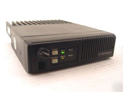 Used motorola 800 mhz maxtrac B5 radio - parts / repair