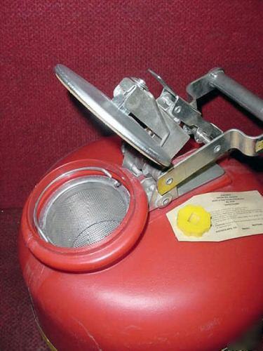 Justrite 2 gal safety gas can,lab,industrial,chemical
