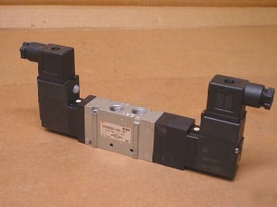 New smc NVFS2320-5DZ-02T 5-port pilot type valve - 