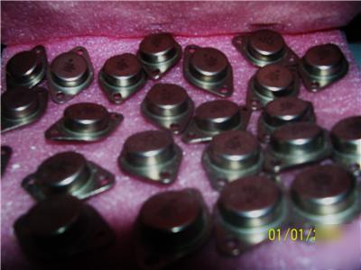 National semiconductor LM323KSTEEL ic,regulator +5.0VIC