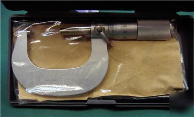 New mitutoyo outside micrometer 25-50MM -0001MM w/case
