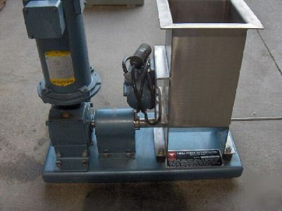 New vibra screw mini versa-feeder 1/4