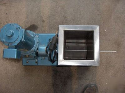 New vibra screw mini versa-feeder 1/4