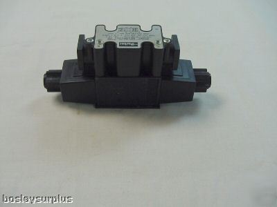 Parker D61VW1C1Y-70 hyd directional control valve