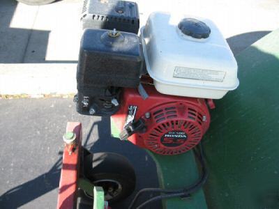 Golf cart self contained debris sweeper leaf trash 