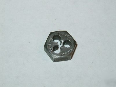 Century sae 8-32 nc hex die