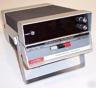 Digitec 590KC thermocouple thermometer