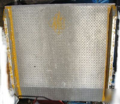 Loading dock plate heavy aluminum platform ramp 