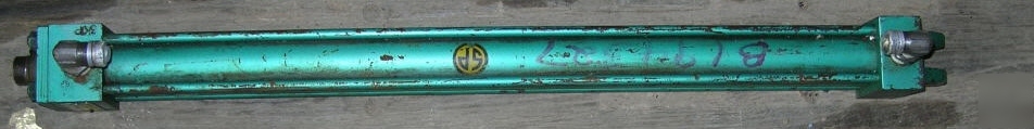 Hydraulic double acting cylinder 1.5