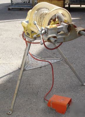 Wheatherhead t-300 field attachable hose end machine