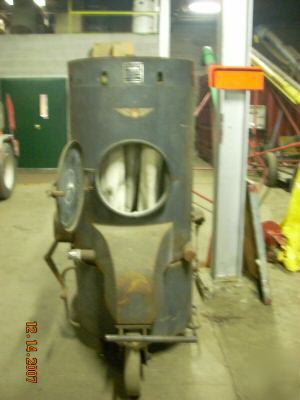 Hoffco-vac no. 50 portable cleaning unit (vacuum)