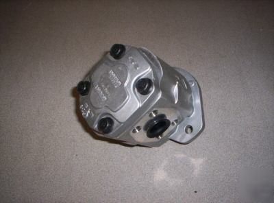 Hyster 145576 hydraulic forklift gear pump -kayaba kyb