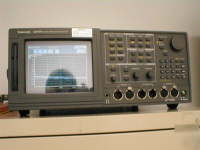 Tektronix AM700 audio analyzer