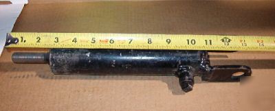 Cylinder, hydraulic 1 1/2