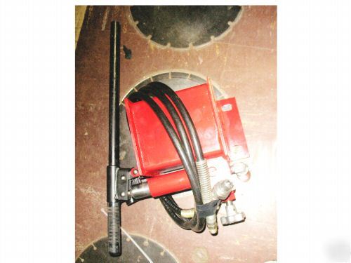 Two speed two stage pump for 50 ton press sweet & clean
