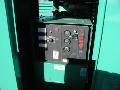 125 kva onan natural gas generator set, enclosed