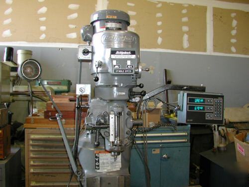 Bridgeport milling machine, late, clean & loaded 