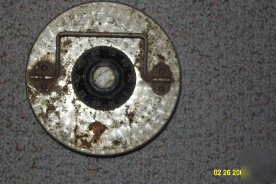 Flloor safe top component