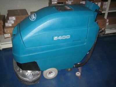 Tennant 5400 floor scrubber autoscrubber floor cleaner