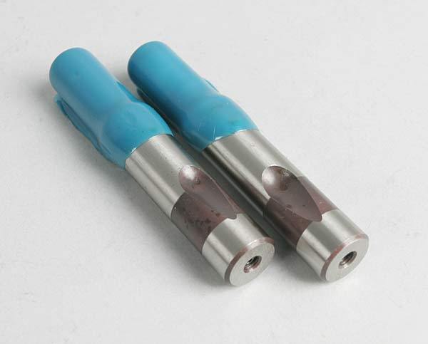 Lot 2 moeller punches IECO62 350 p=.5046 b=1.25 11/05