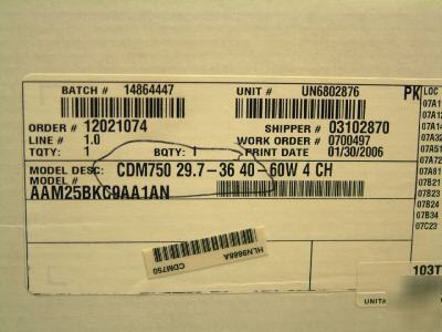 Motorola CDM750 lb 29.7-36.4MHZ mobile radio nos