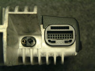 Motorola CDM750 lb 29.7-36.4MHZ mobile radio nos