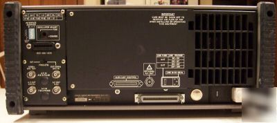 Racal-dana 9087 synthesized rf signal generator