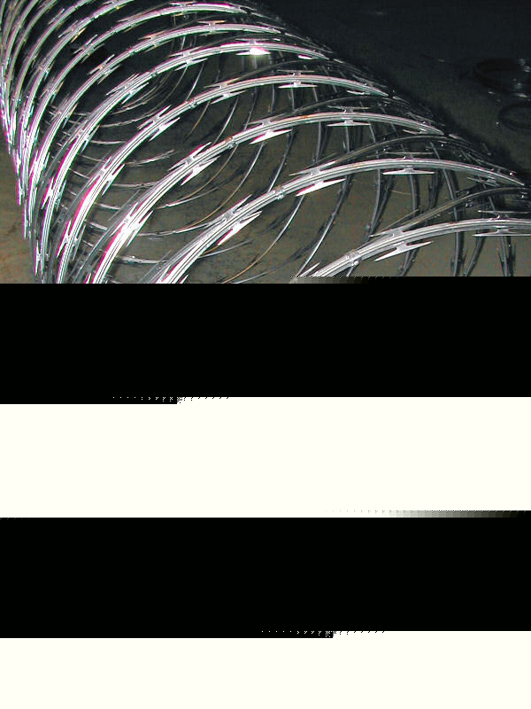Razor wire, with clips, 18