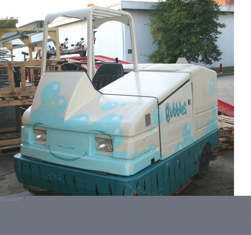 Tennant 7400 lpg scrubber with side brush/gaurd 400 hrs